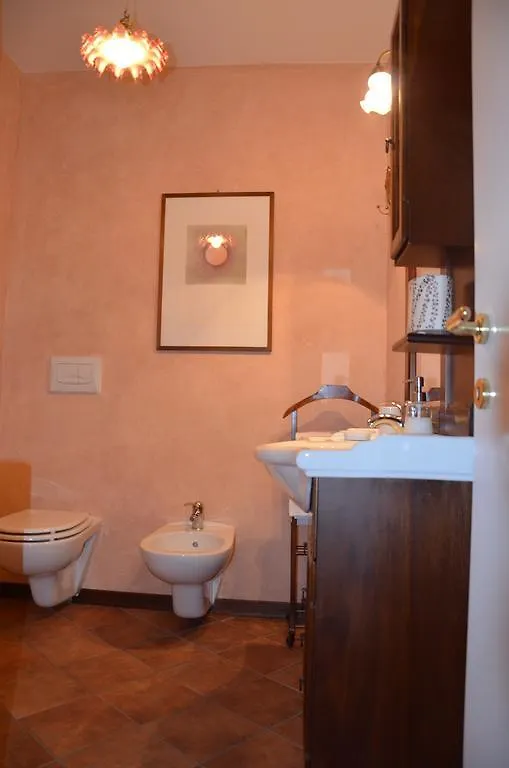 Casale Sambuceto Country House Compiano