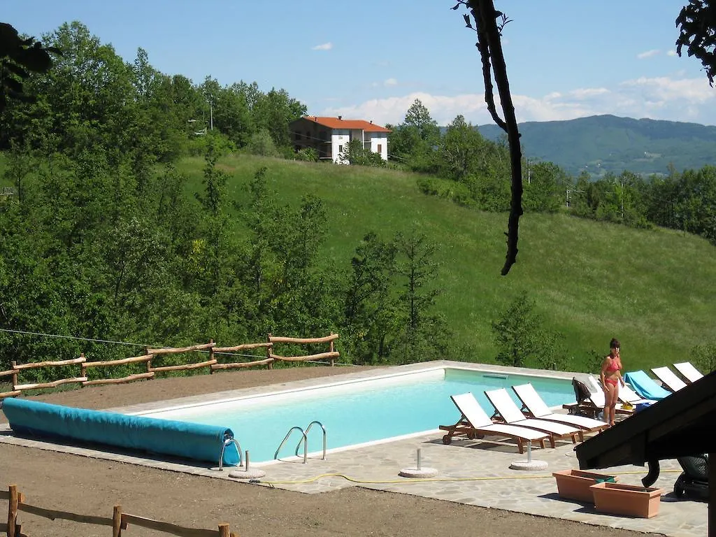 Casale Sambuceto Country House Compiano Bed & Breakfast