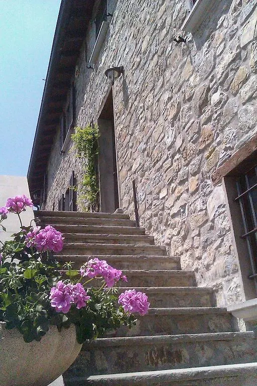 Casale Sambuceto Country House Compiano Bed & Breakfast