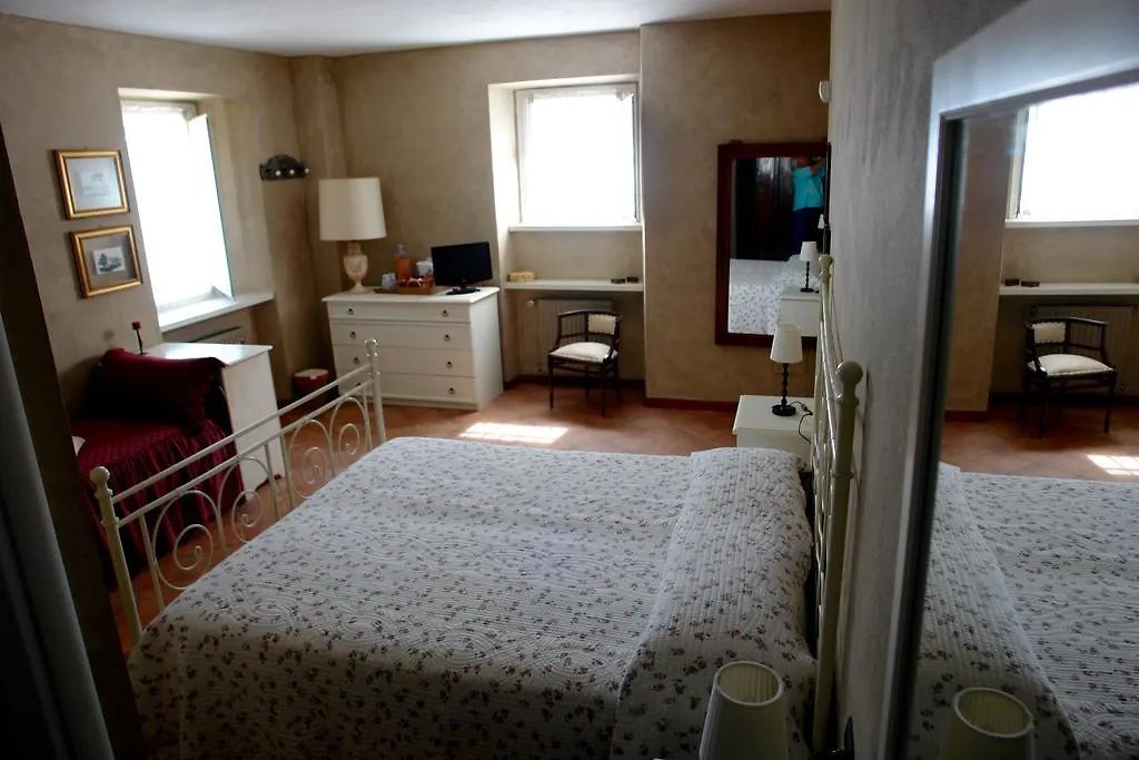 Casale Sambuceto Country House Compiano 0*,
